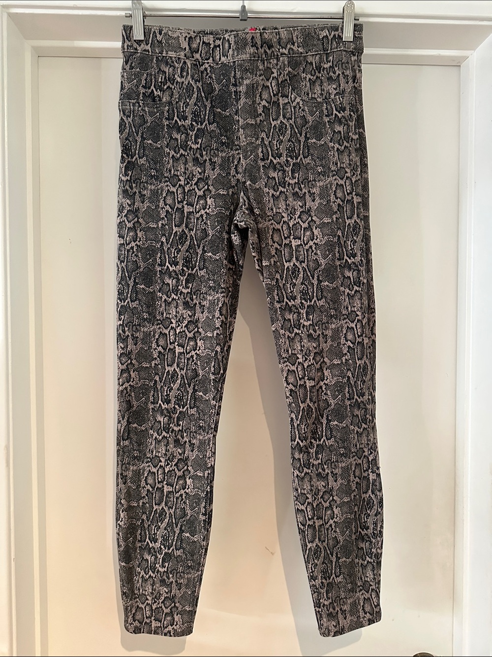 SPANX Snake-Print Leggings
